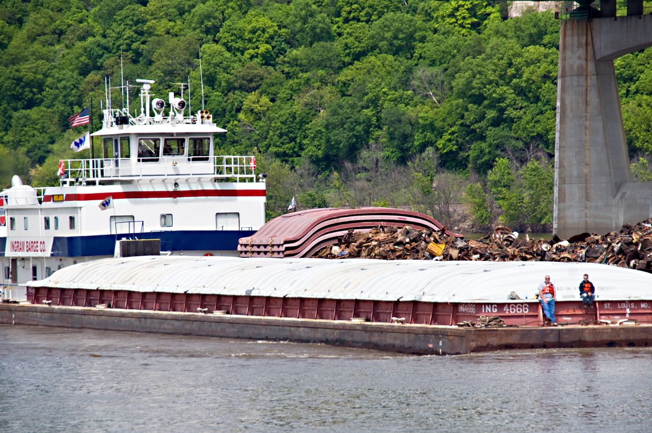 mississippi river barge