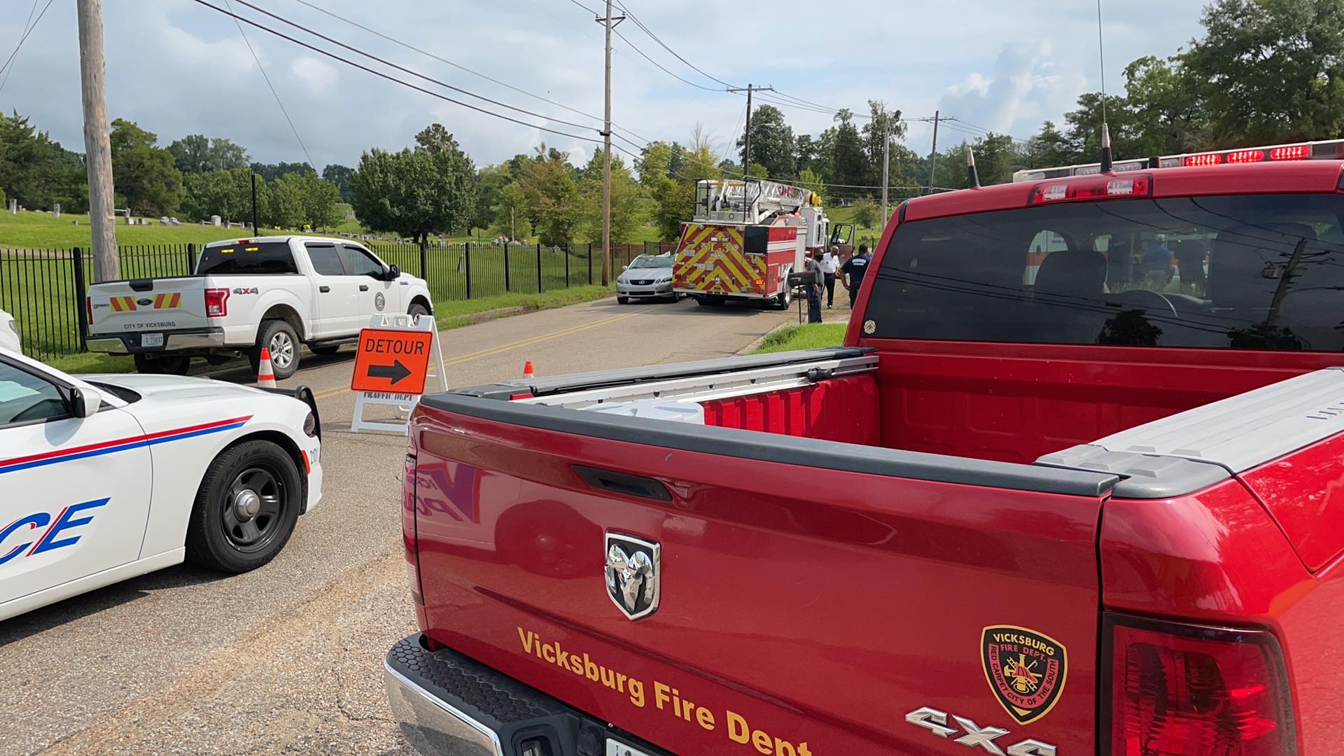 Vehicle collision on Sky Farm Avenue - Vicksburg Daily News
