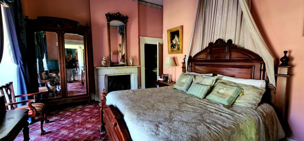 A bedroom in Cedar Grove. Photo by David Day