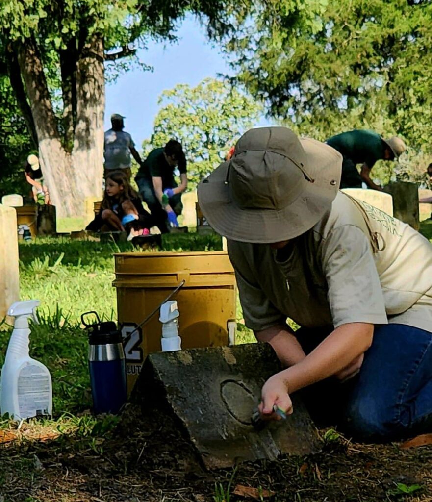 Friends of Vicksburg National Military Park headstone cleaning