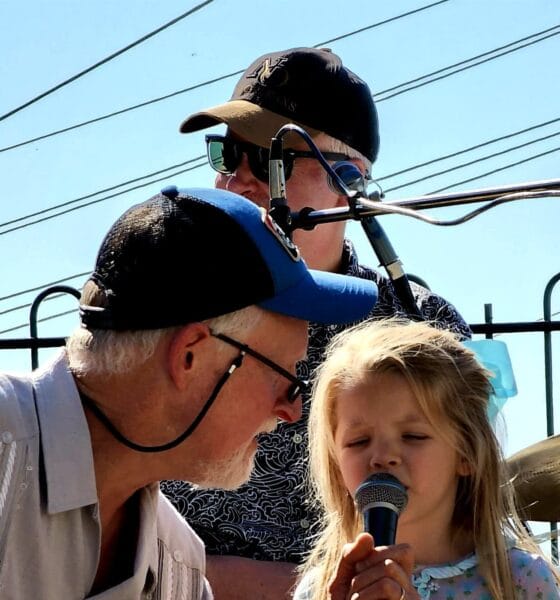 may may sings with the chill