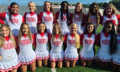 Warren Central cheerleaders