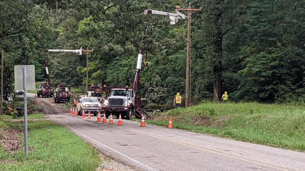 Crews working to repair power lines on Redwood Road