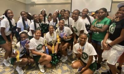 Missy Gators cheerleaders