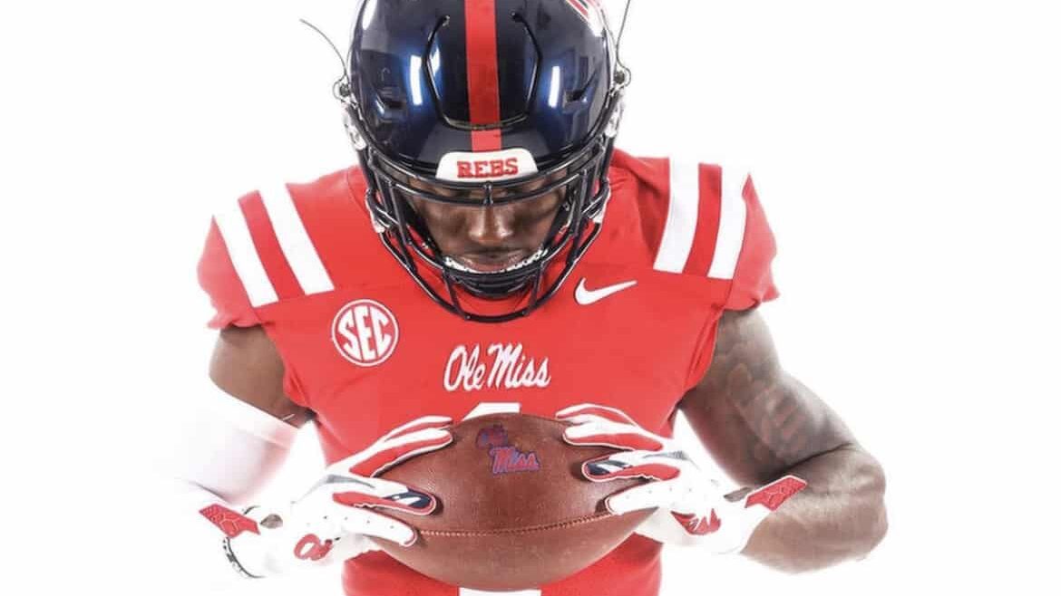 Jonathan Mingo Fit Chef NIL