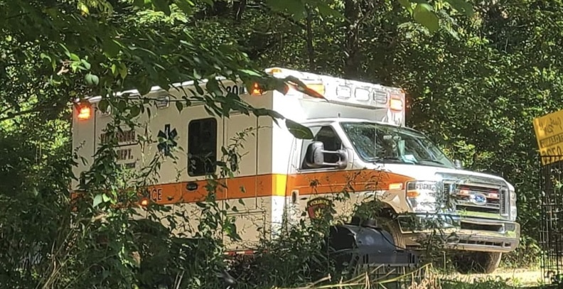 tree fell on man in warren county