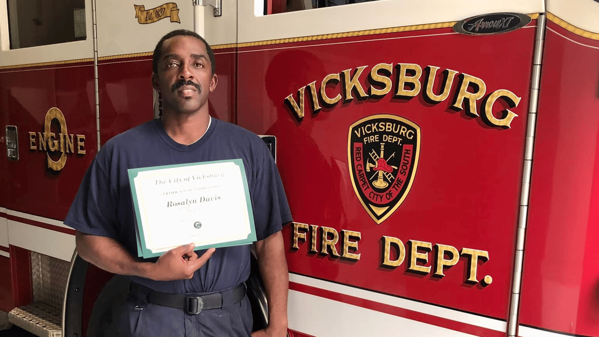 Rosalyn: "Earl" Davis