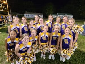 Flashes cheerleaders