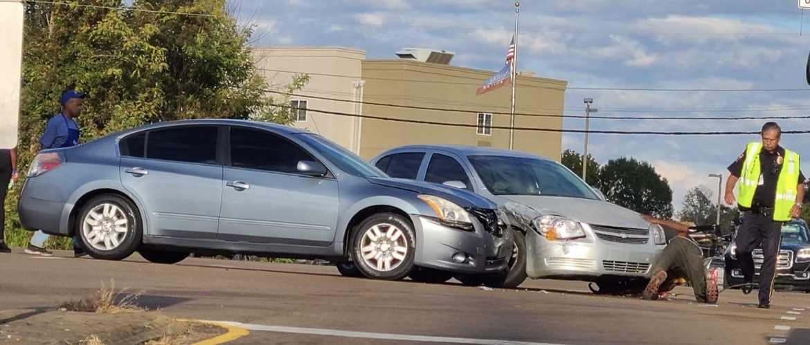 halls ferry crash