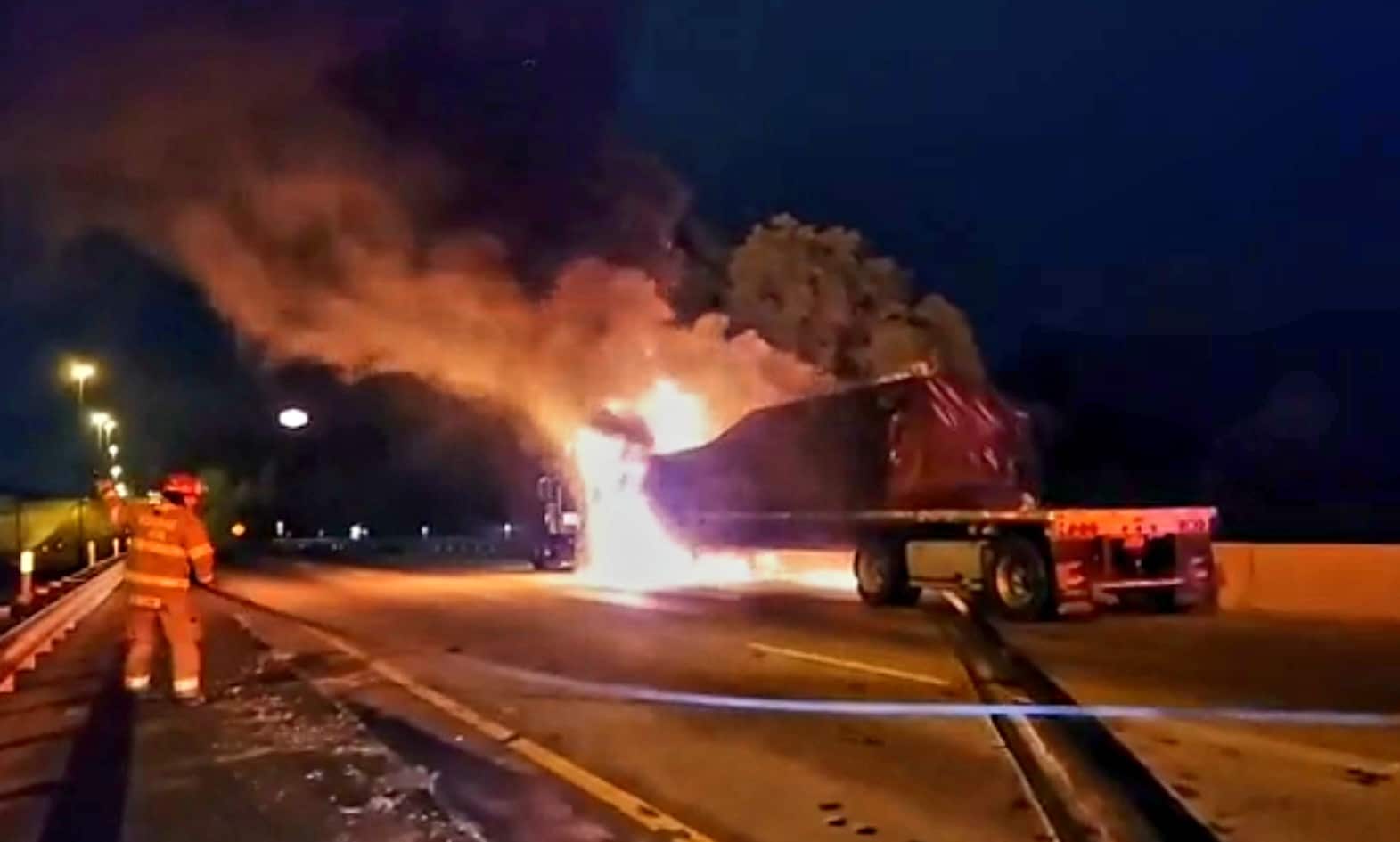 18-wheeler fire