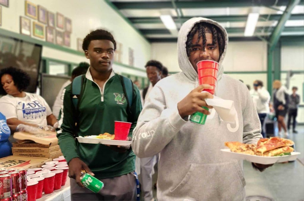 sorority feeds vicksburg high school