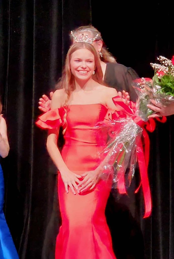 two new queens