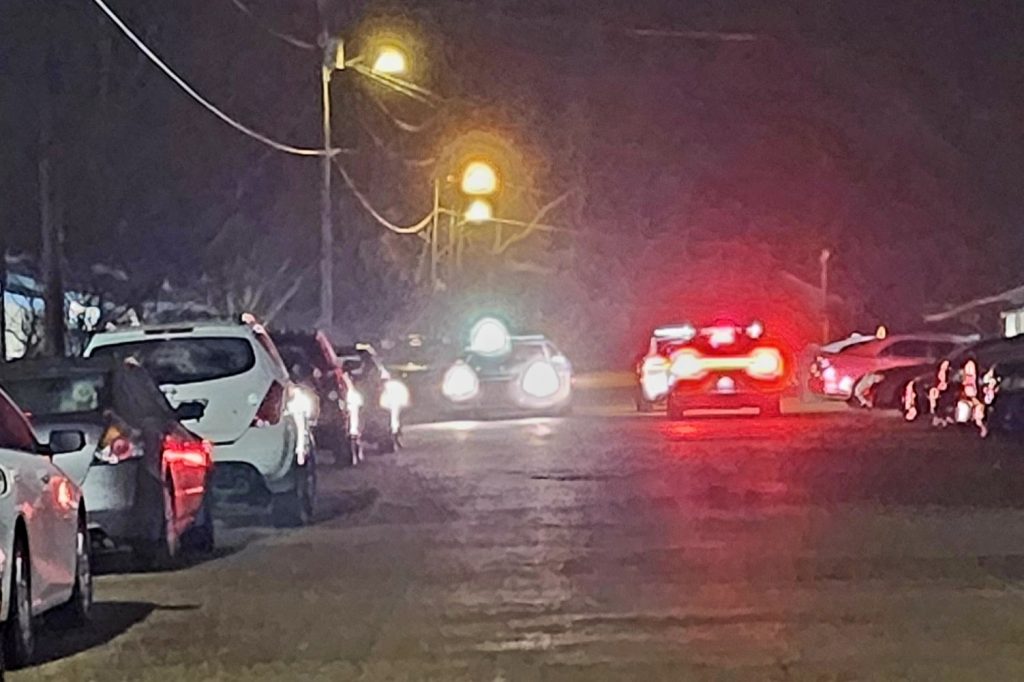 3 shot 1 dead