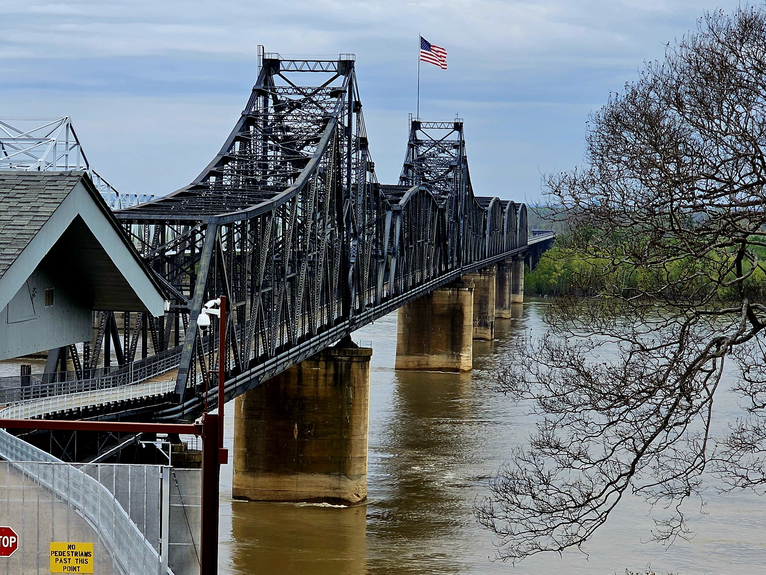 Hwy 80 bridge