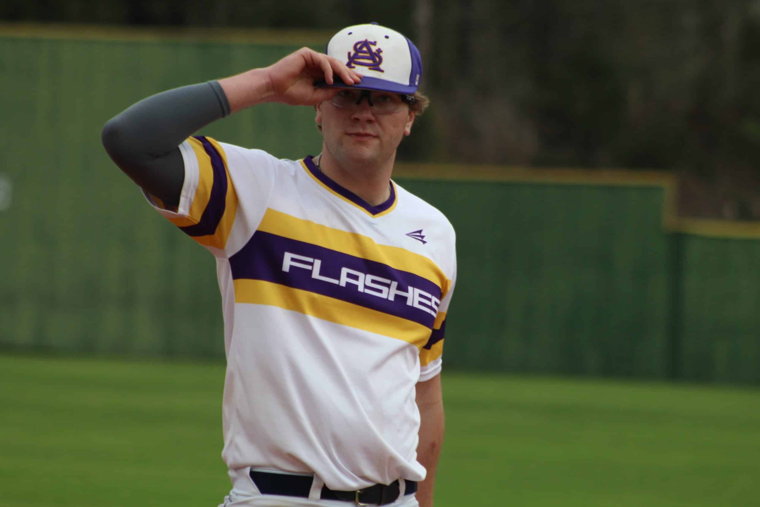 Flashes baseball