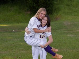 Flashes softball