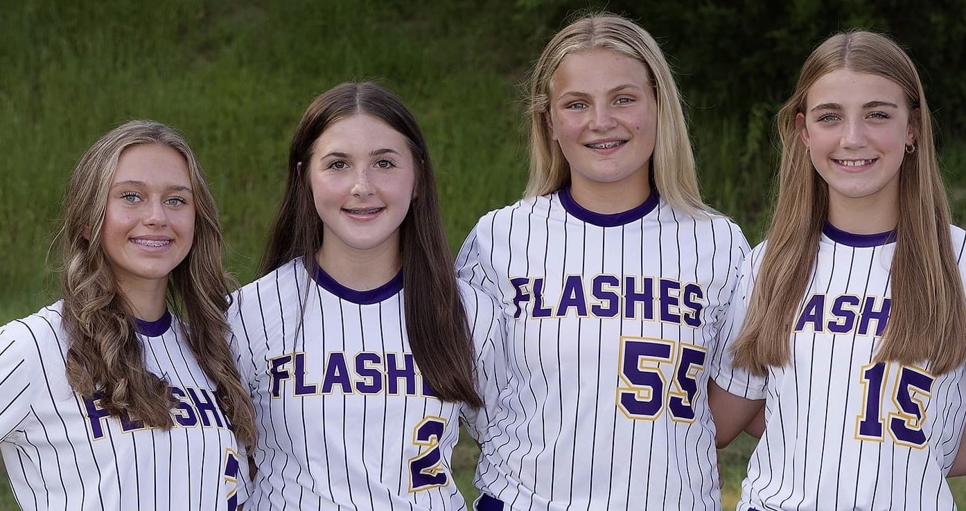 Flashes softball