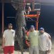 Hunters with alligator