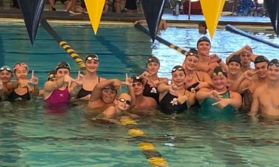Flashes swim team
