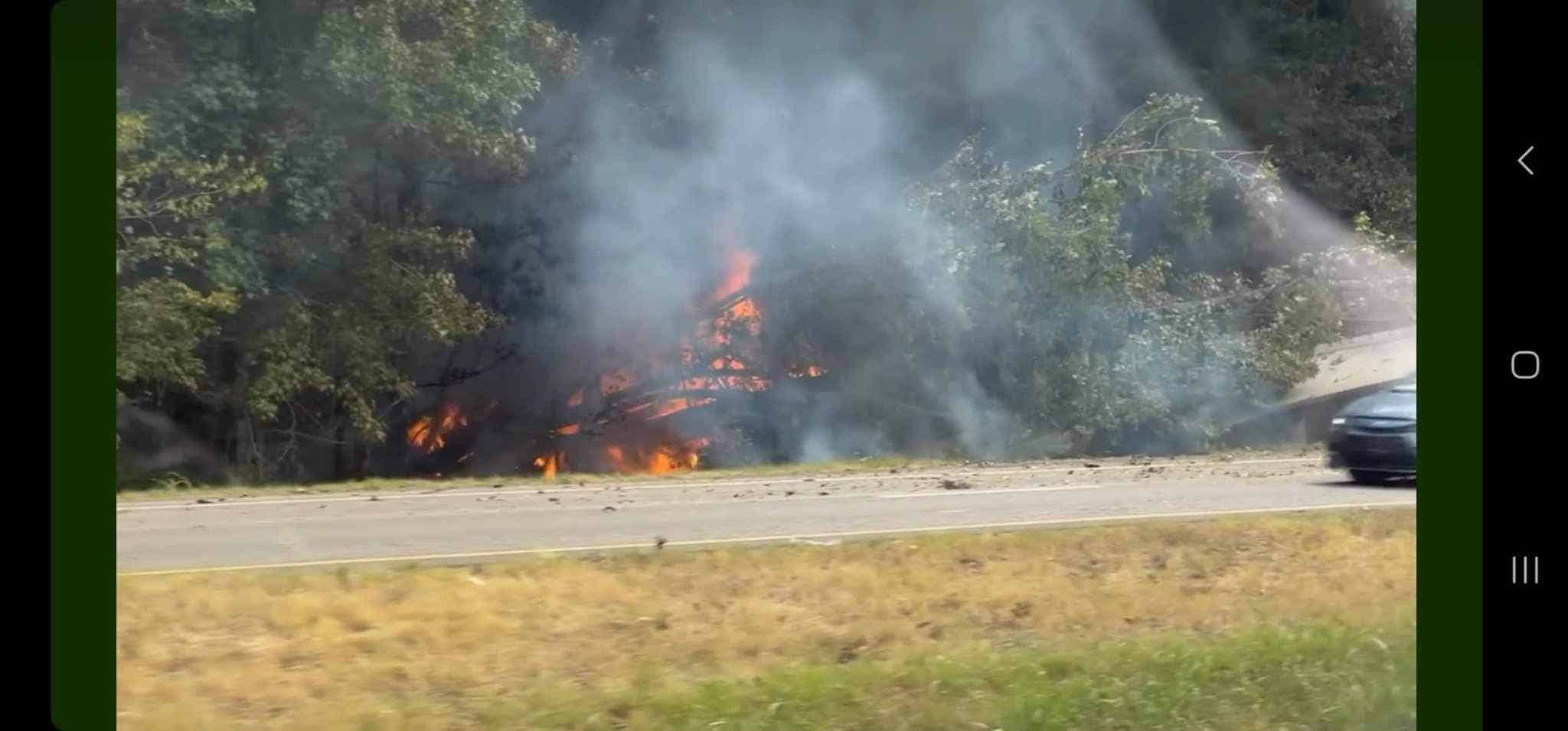 18 wheeler burned