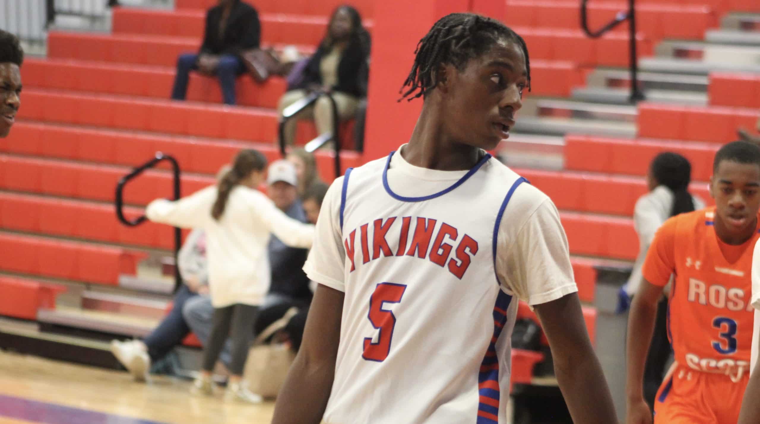 WC basketball player