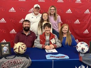 Tyler Godshaw signing
