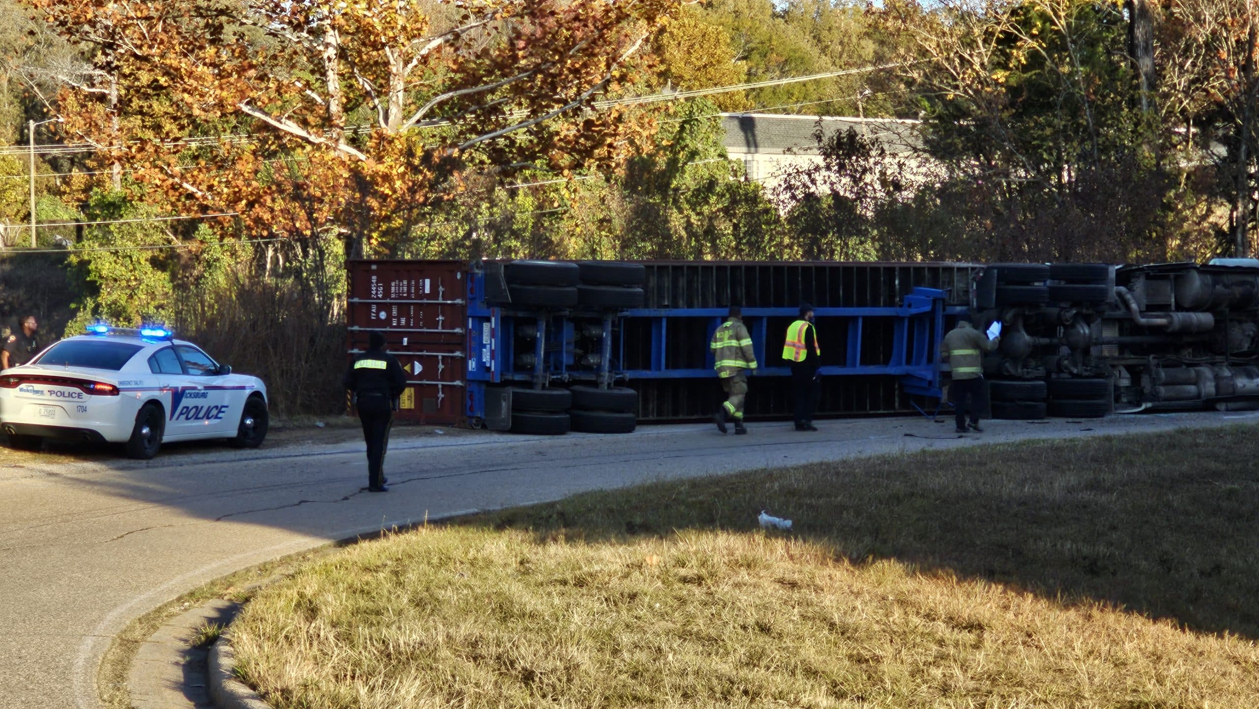 18 wheeler overturned