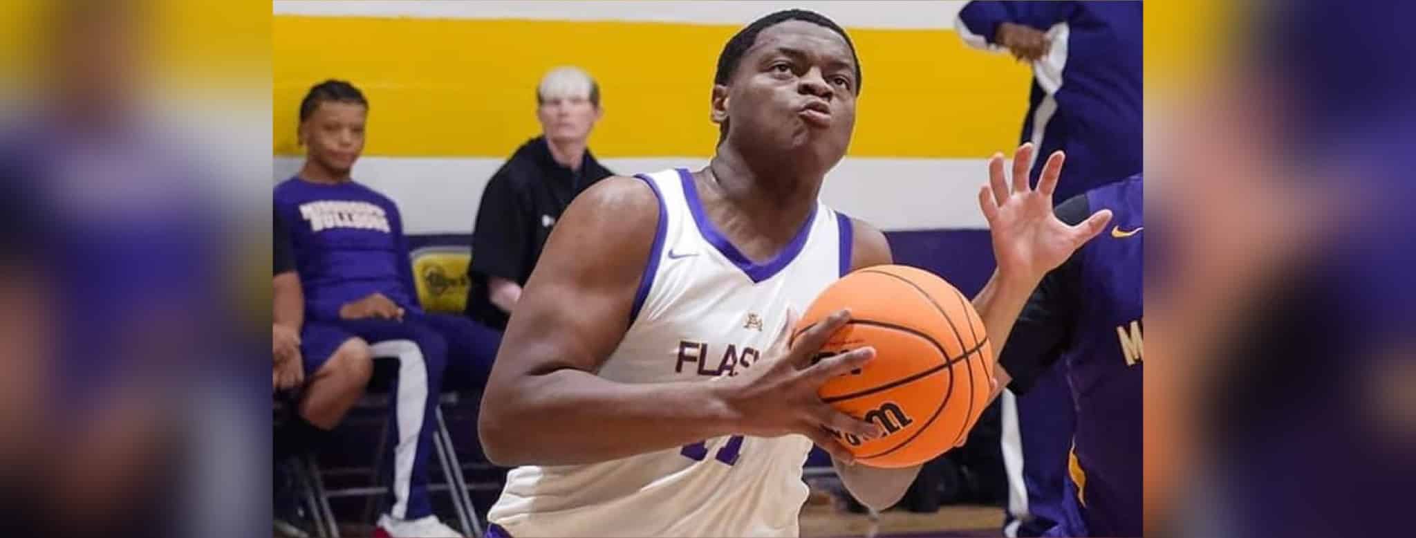 Anthony McCloud shooting ball