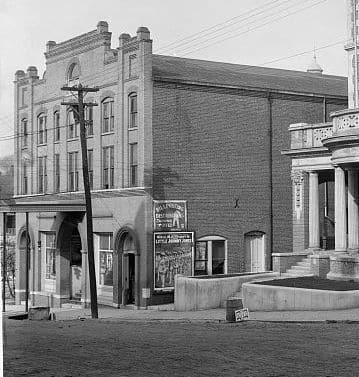 walnut street theater